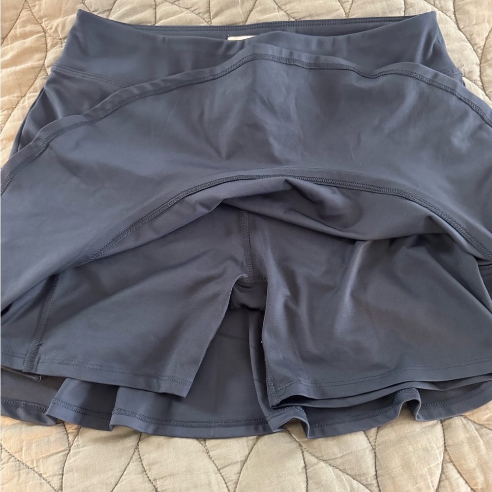 Tommy Bahama Golf Skort Set - Picture 3 of 5